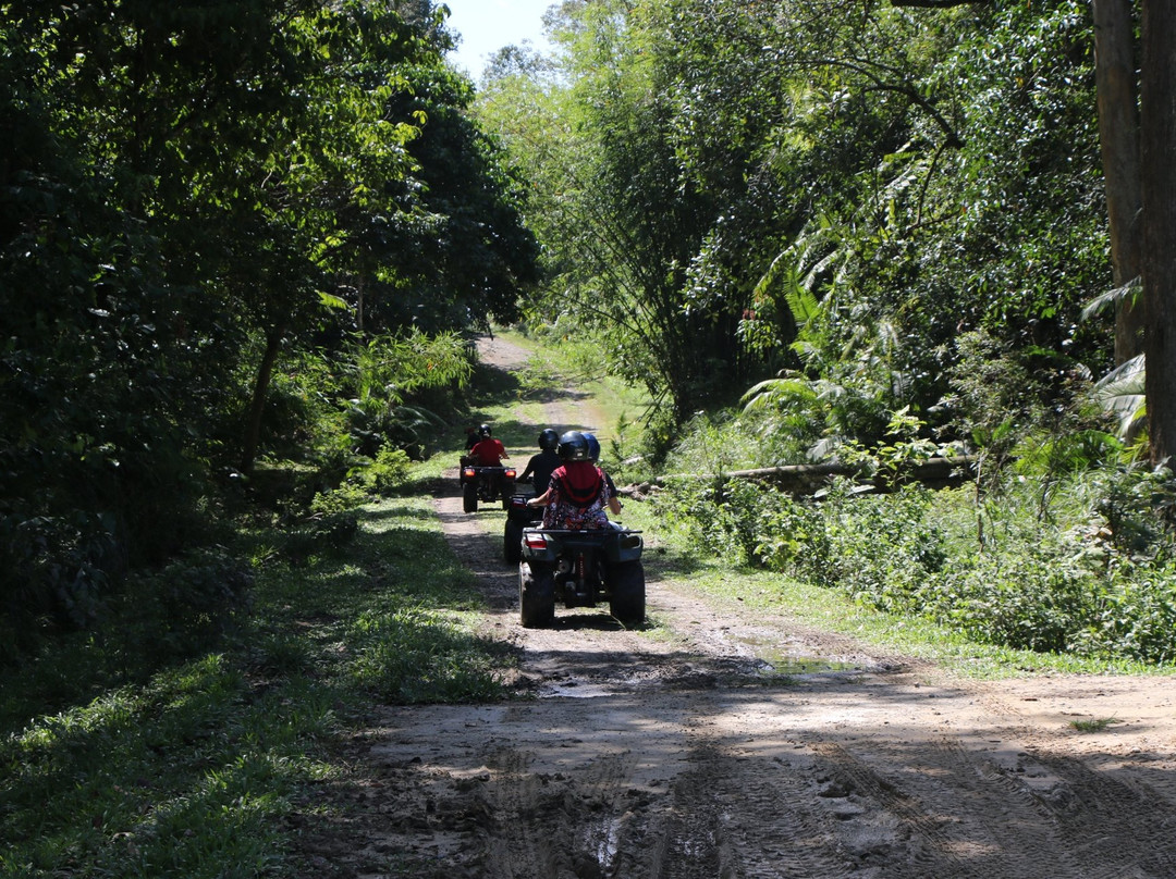 Brunei ATV Tour-斯里巴加湾必去景点