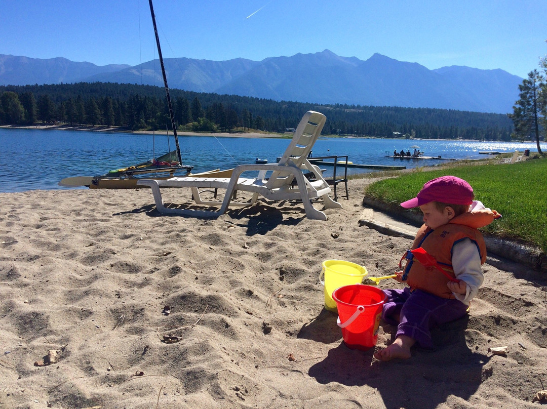 Wasa Lake Guest House主图