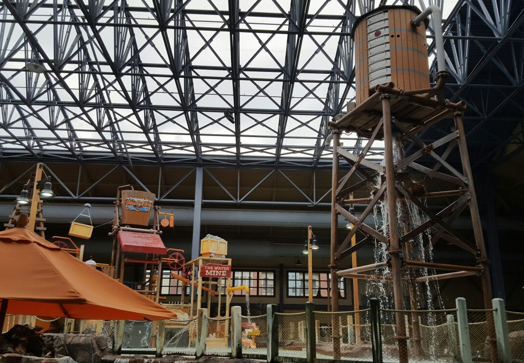 Silver Rapids Indoor Waterpark景点图片
