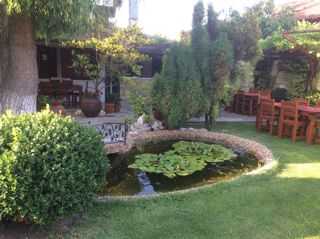 Milev Restaurant and Hotel