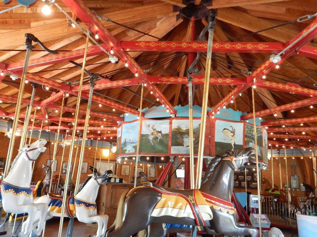 Story City Antique Carousel-Story City必去景点