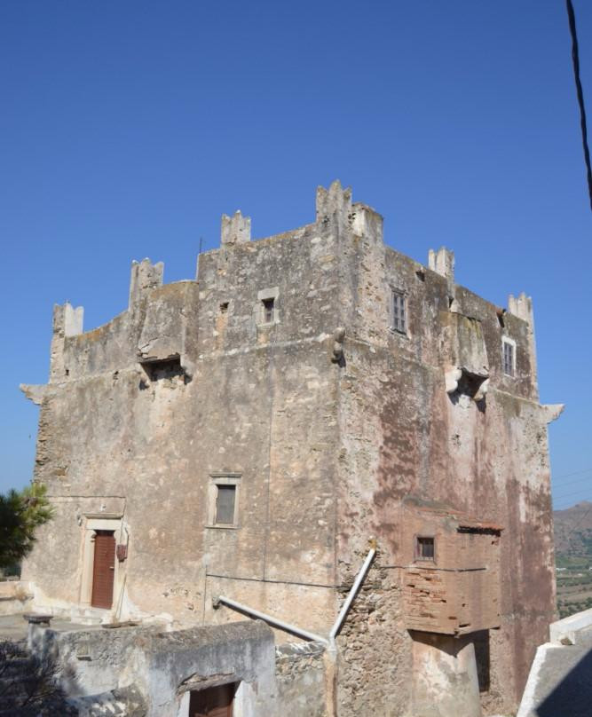 Fragopoulos Della Rocca Tower景点图片