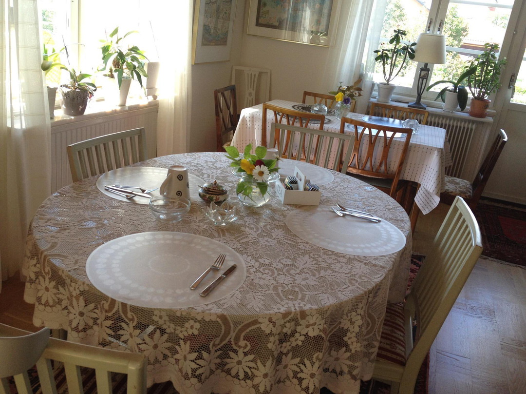 Vase酒店住宿-Anettes Bed & Breakfast