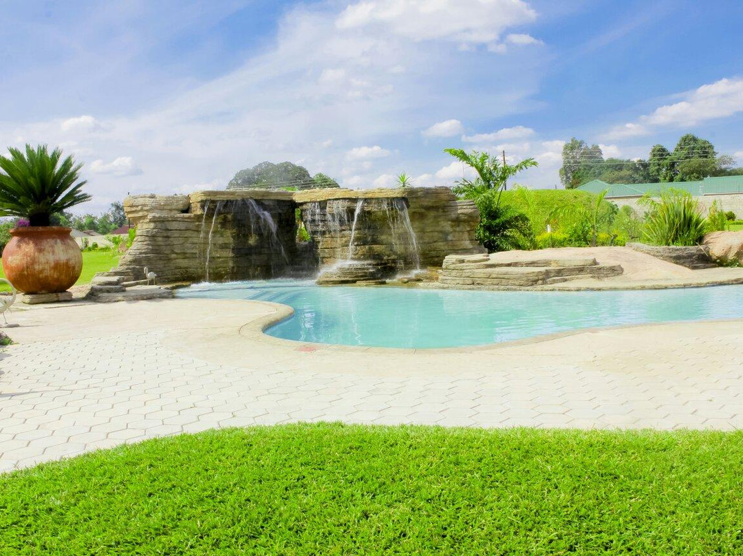 Samfred Garden Lodge