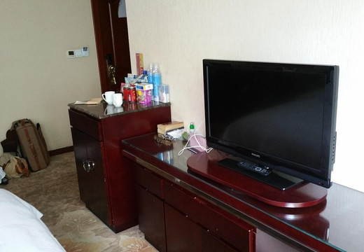 圣洁假日酒店主图