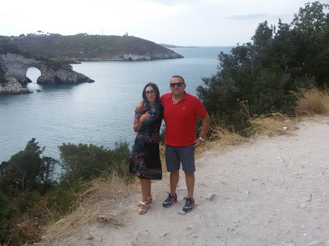Spiaggia Pugnochiuso-维耶斯泰必去景点