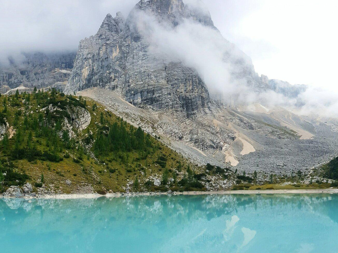 Lago di Sorapiss-科尔蒂纳丹佩佐必去景点