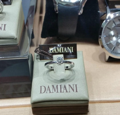 Gioielleria Fegadoli dal 1948-卡斯泰洛城必去景点