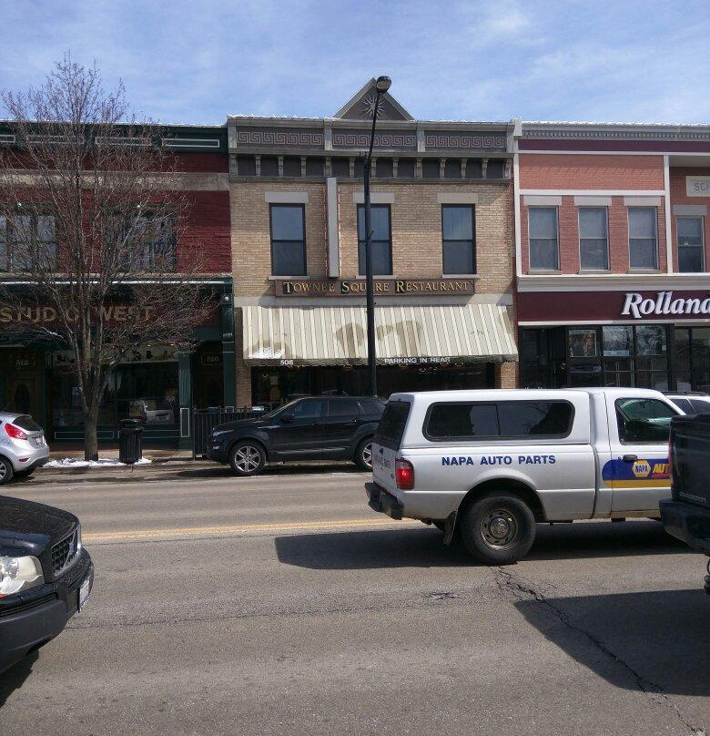 Townee Square Restaurant