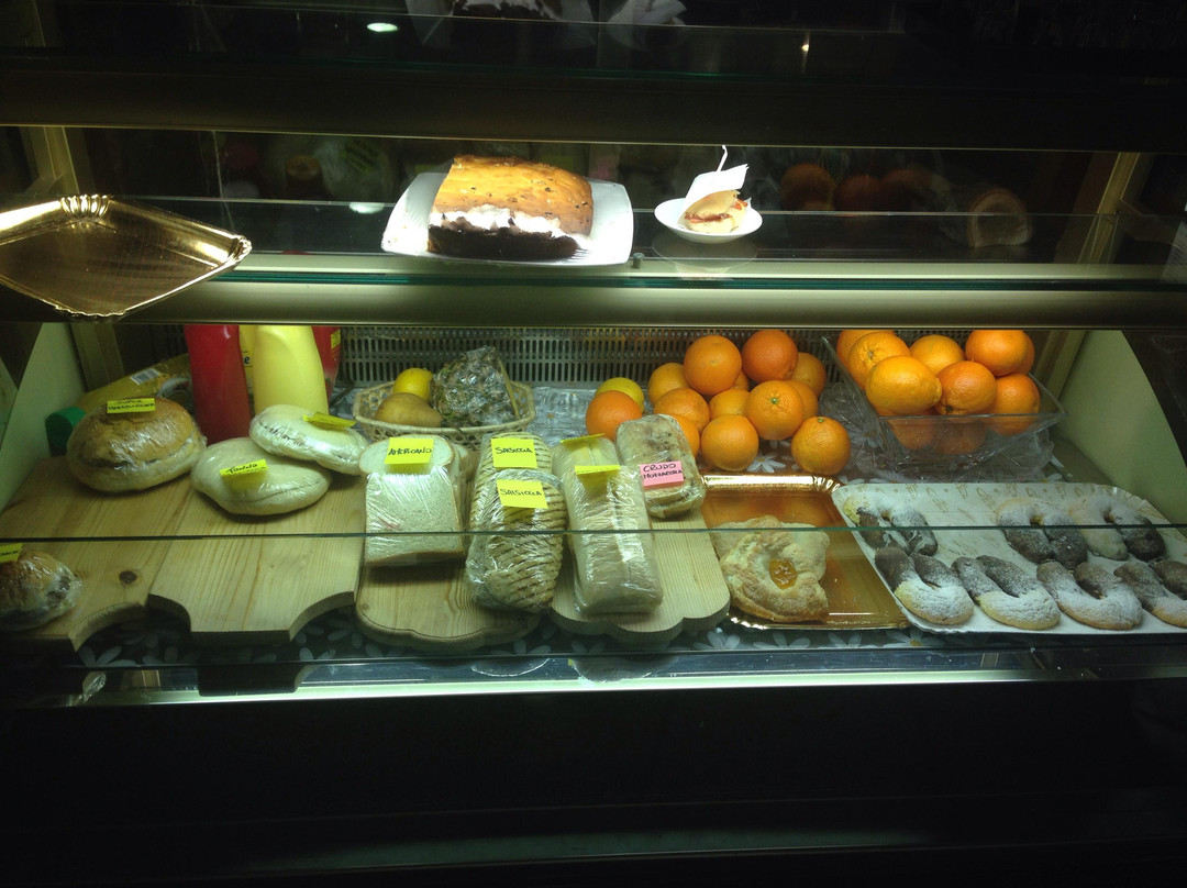 Domagnano餐馆和美食-bar del Castello Di Domagnano