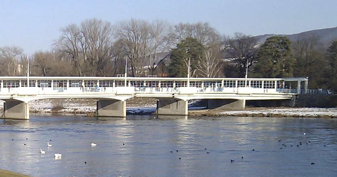 The Colonnade Bridge景点图片