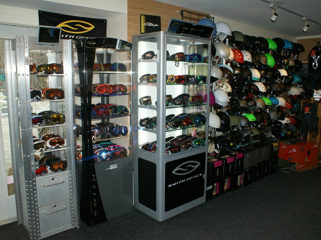 Triple Diamond Ski Shop-Jeffersonville必去景点