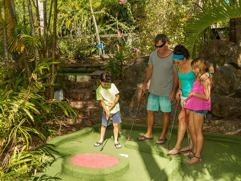 Lindeman Island旅游景点-Hamilton Island Mini Golf
