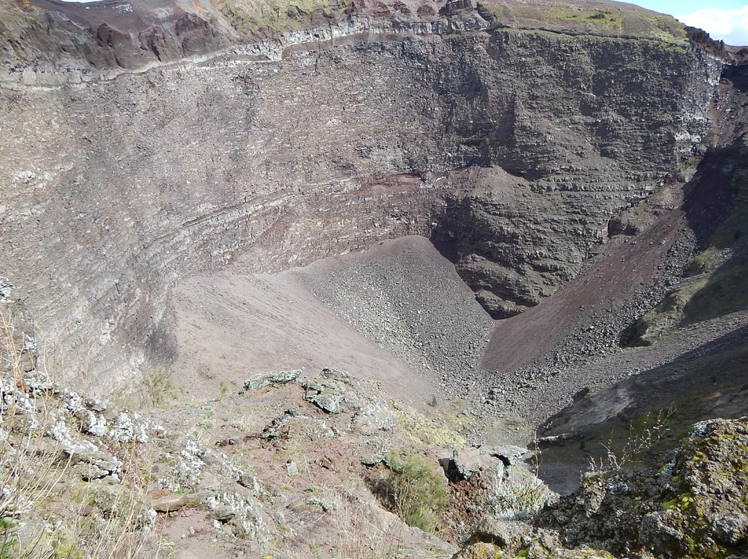 维苏威火山景点图片