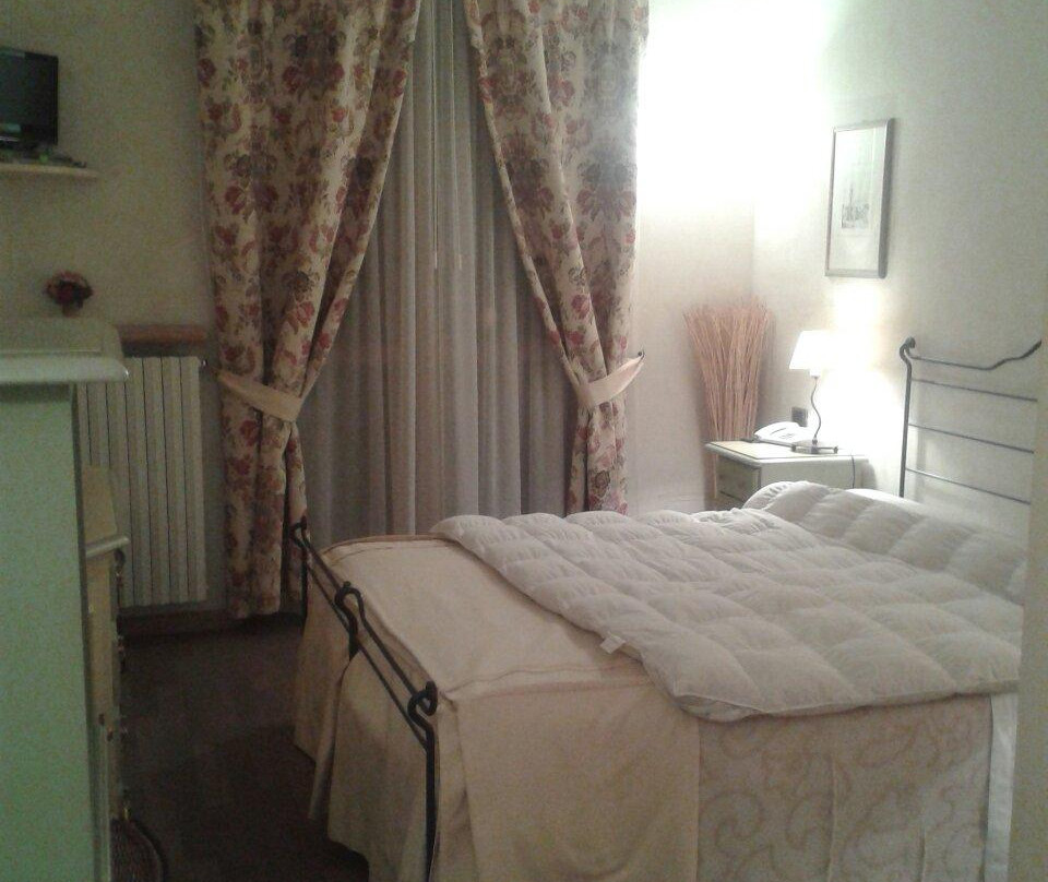 Montelupo Albese酒店住宿-La Sismonda B&B