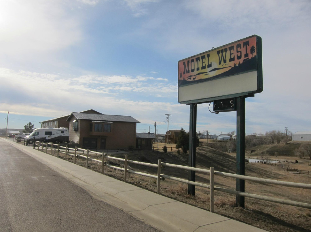 Motel West主图