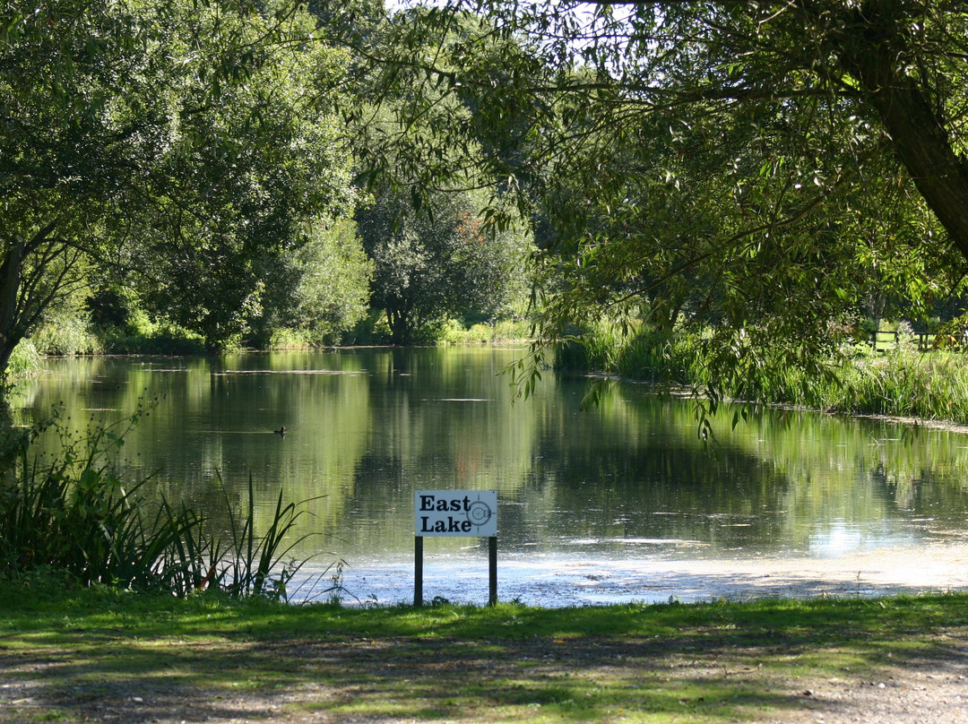 Chalk Springs Trout Fishery景点图片