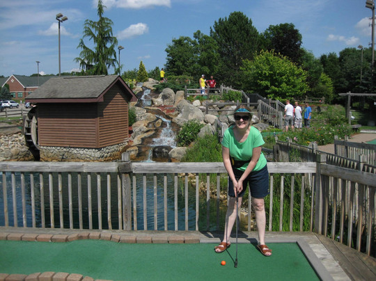 Kensington Mills Falls Mini Golf-Milford必去景点