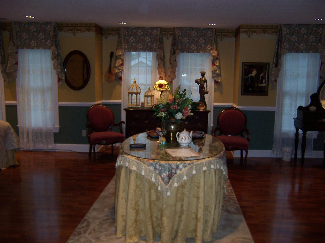 Lake Manor Bed & Breakfast主图