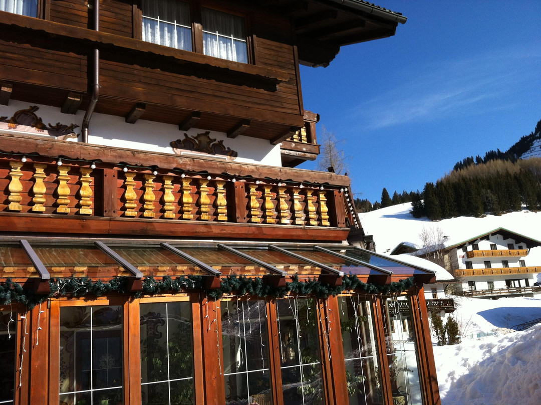 雪绒花高级酒店