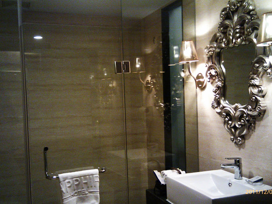 蓝宝石酒店主图