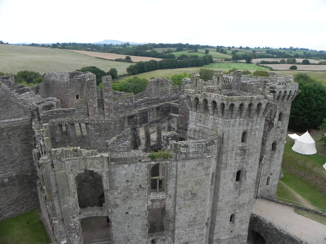 Raglan Castle景点图片