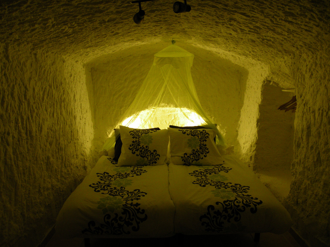 Cuevas Barrio Las Santas主图