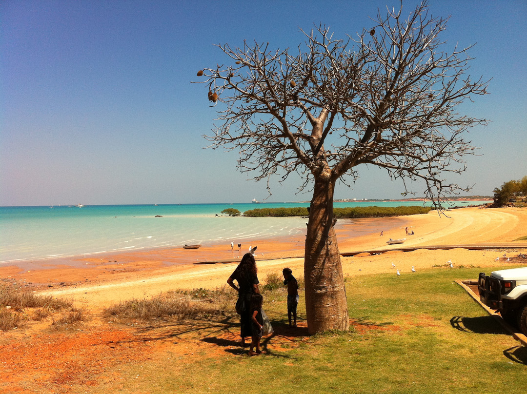 Broome Town Beach景点图片
