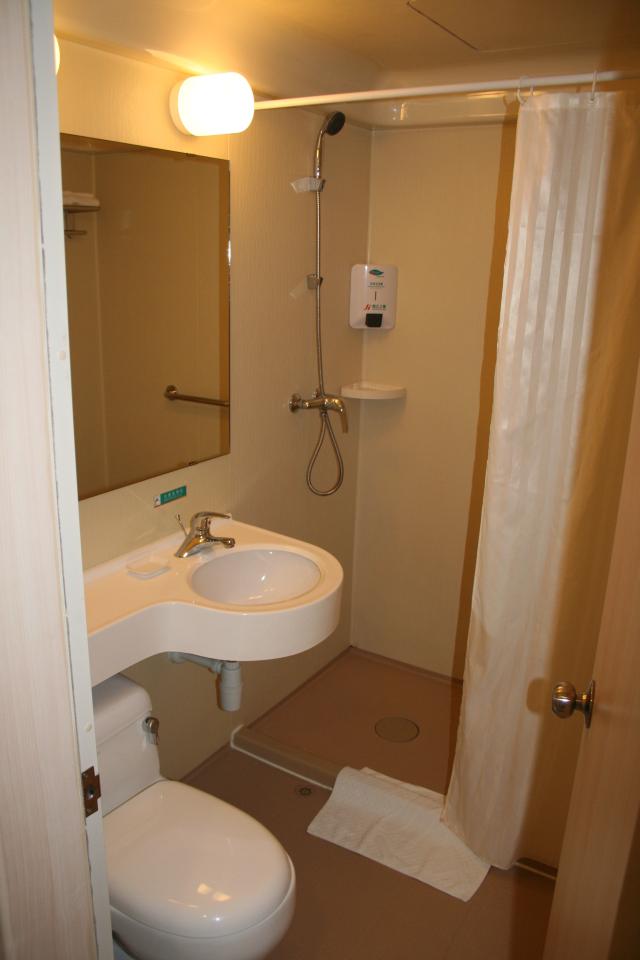 百时快捷酒店(上海人民广场淮海东路店)-客卧