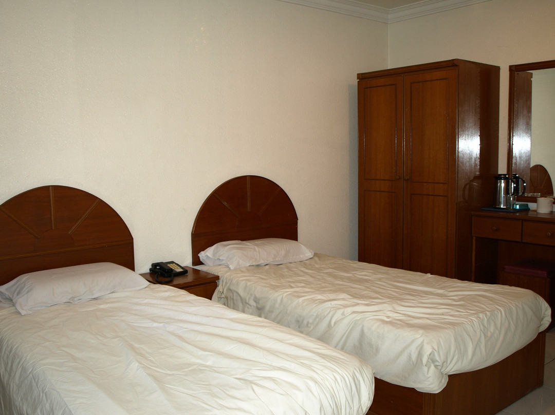 New Champagne Hotel主图