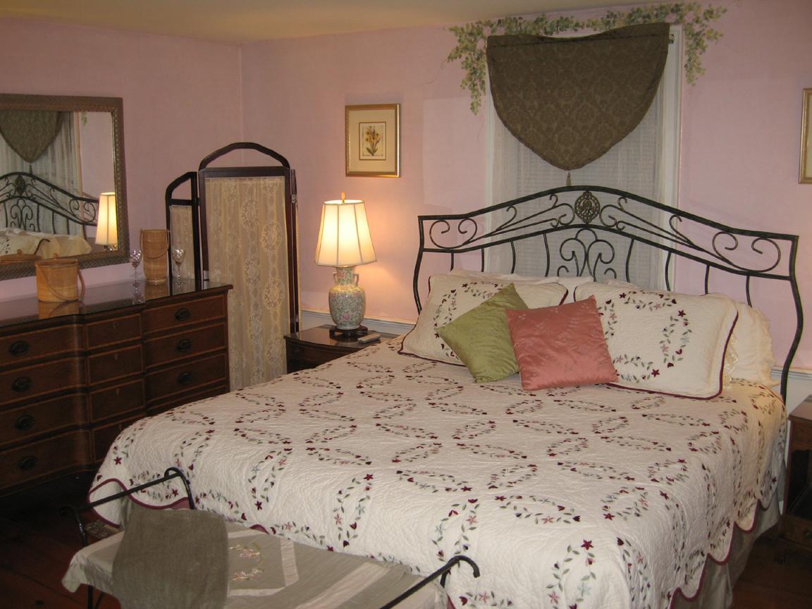Bursley Manor-客卧