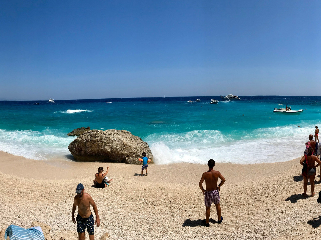 Agostino Charter-Cala Gonone必去景点