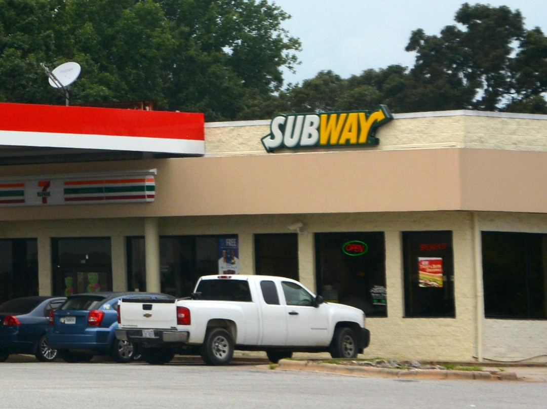 Love Valley餐馆和美食-Subway