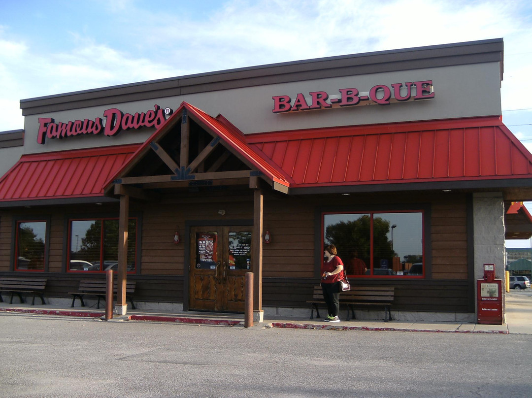 Famous Dave's Bar-B-Que
