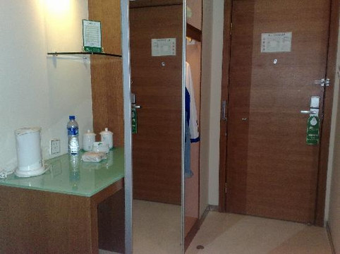 山水时尚酒店(深圳罗湖口岸东门老街店)主图