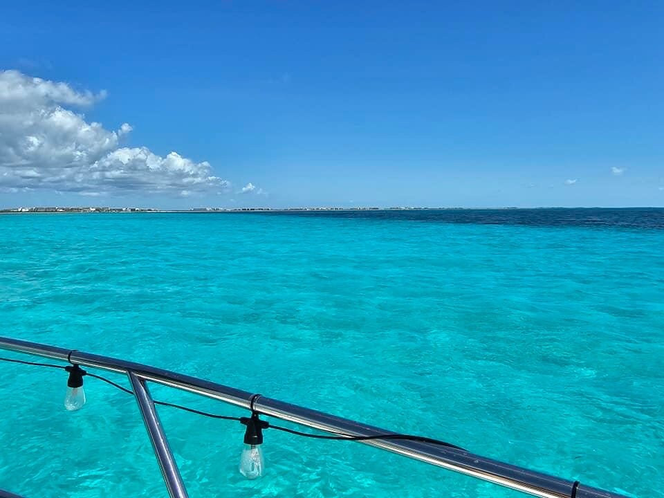 Paradise Luxury Yachts景点图片