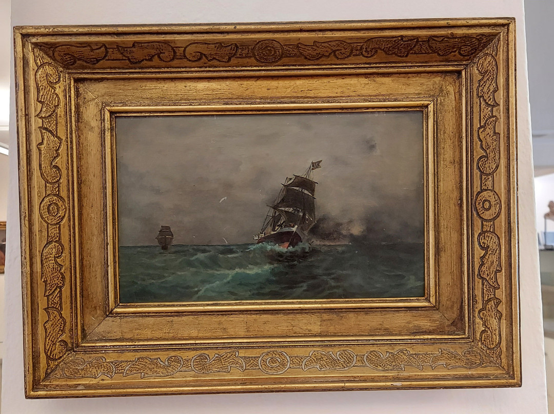 Averoff Gallery of Modern Art-迈措沃必去景点