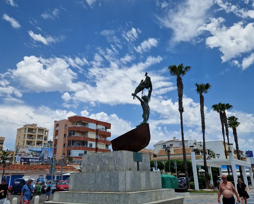 Monument To The Fisherman景点图片