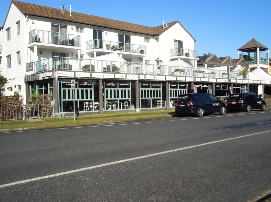 Oceanside Hawks Nest Motel主图