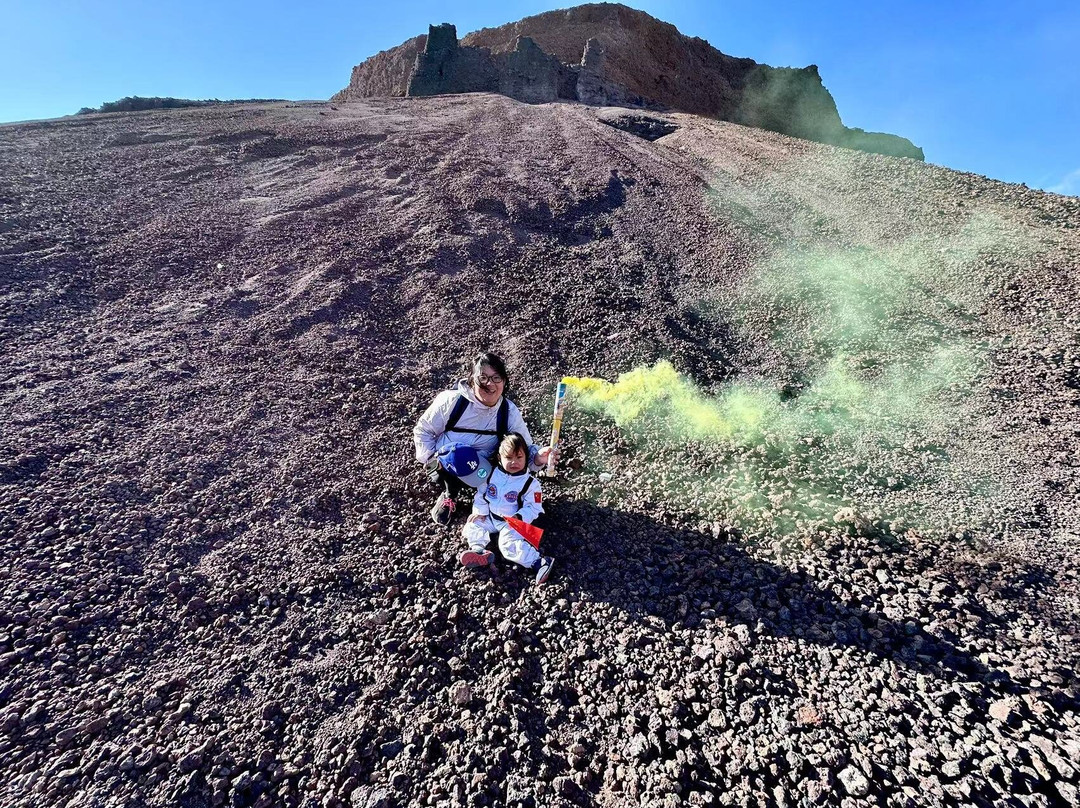 察哈尔火山地质公园-乌兰察布市必去景点