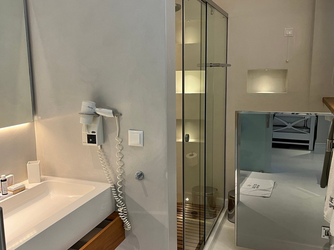 Zoe's Club Hotel主图