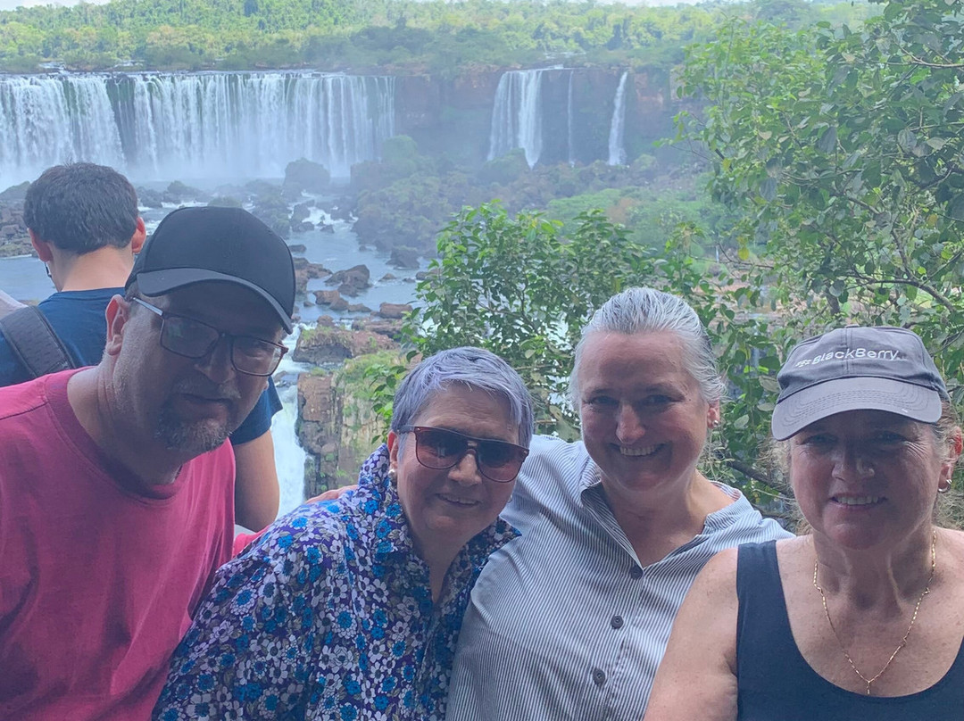 Traslados en Puerto Iguazu-伊瓜苏港必去景点