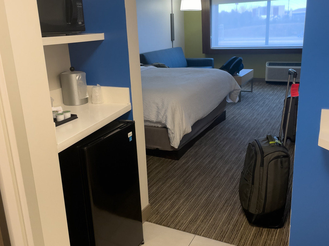 Holiday Inn Express & Suites Elizabethtown North by IHG主图