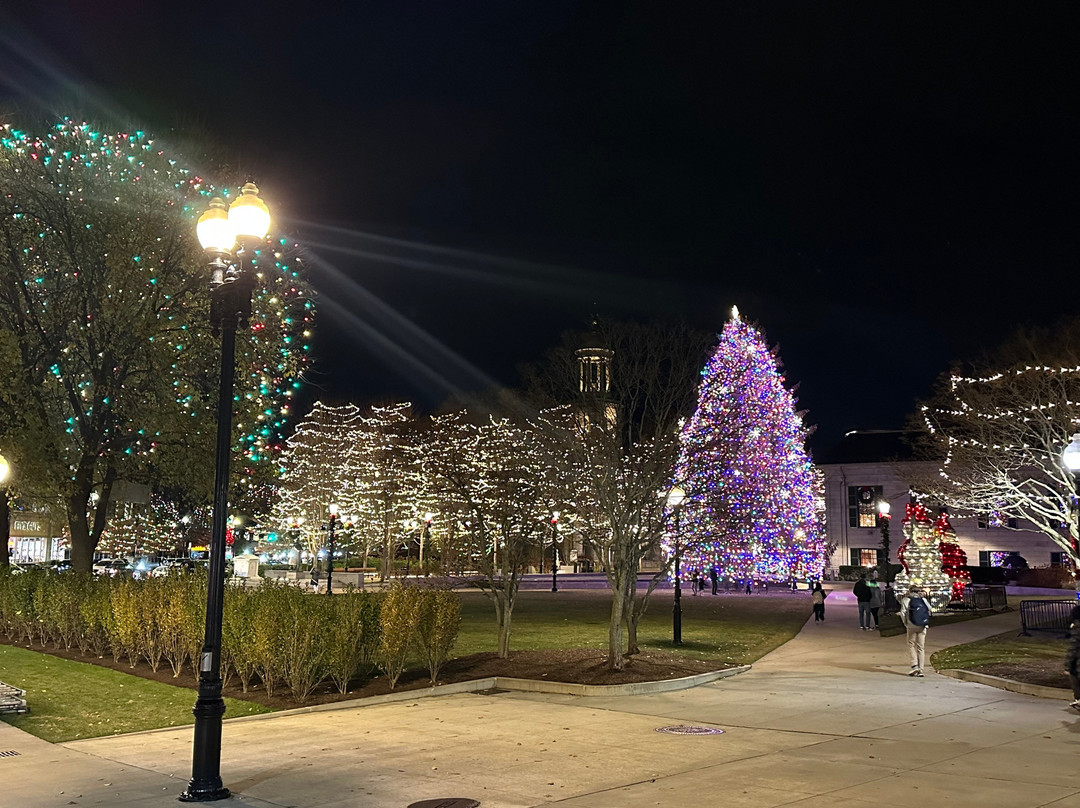 Hancock Adams Green-昆西必去景点