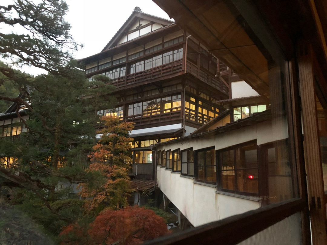 麦斯雅旅馆主图