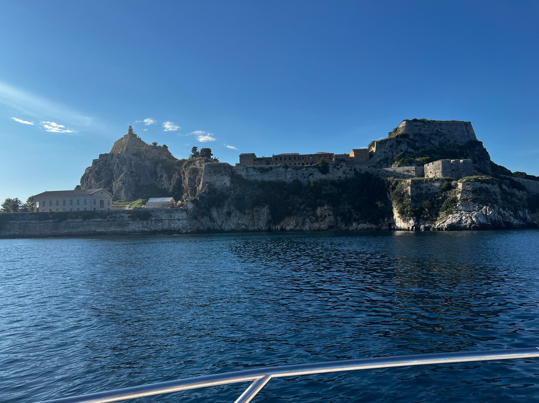 ORCA Yachting Chartering-Benitses必去景点