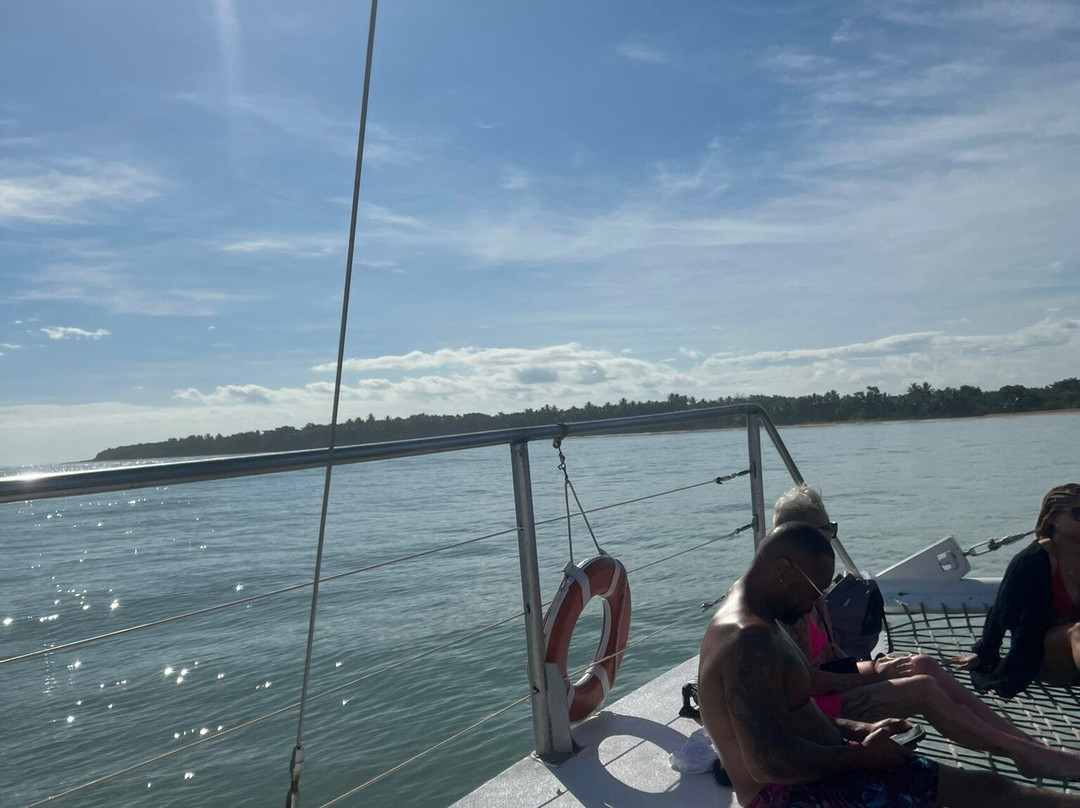 Freestyle Catamaran Tour-普拉塔港必去景点