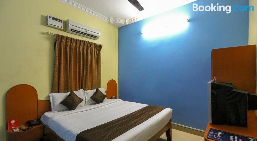 OYO Flagship 8128 Hotel Valli Paradise