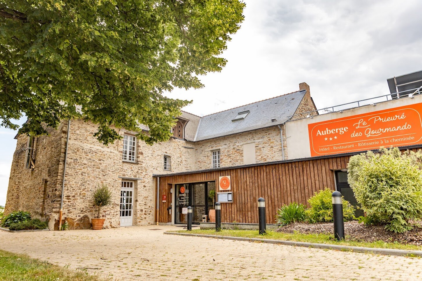 Auberge Le Prieure Des Gourmands-浴室