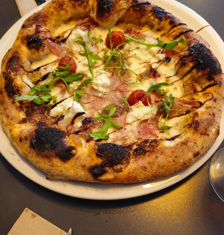 Pizzeria Cosa Nostra